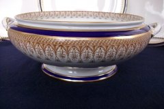 ROYAL WORCESTER (ROYAL CHINA WORKS-GRAINGER) COBALT 3224- SERVING BOWL- NO LID  .....  http://jaapiesfinechinastore.com