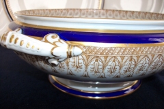 ROYAL WORCESTER (ROYAL CHINA WORKS-GRAINGER) COBALT 3224- SERVING BOWL- NO LID  .....  https://www.jaapiesfinechinastore.com