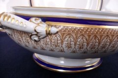 ROYAL WORCESTER (ROYAL CHINA WORKS-GRAINGER) COBALT 3224- SERVING BOWL- NO LID  .....  http://jaapiesfinechinastore.com