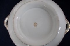 ROYAL WORCESTER (ROYAL CHINA WORKS-GRAINGER) COBALT 3224- SERVING BOWL- NO LID  .....  http://jaapiesfinechinastore.com