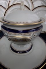 ROYAL WORCESTER COBALT 5786- SOUP TUREEN  .....  http://jaapiesfinechinastore.com