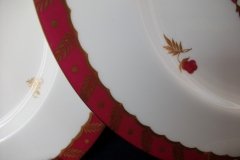 ROYAL WORCESTER GEORGIAN RED- DINNER  PLATE   .....  http://jaapiesfinechinastore.com