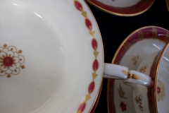 ROYAL WORCESTER GEORGIAN RED- SOUP BOWL & SAUCER   .....  https://www.jaapiesfinechinastore.com