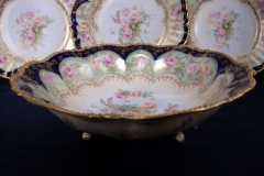 RS PRUSSIA VIERSA ROSES/COBALT- FOOTED BOWL #2   .....   https://www.jaapiesfinechinastore.com