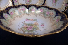 RS PRUSSIA VIERSA ROSES/COBALT- FOOTED BOWL #2   .....   https://www.jaapiesfinechinastore.com