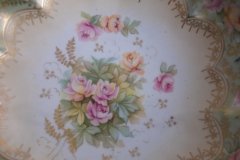 RS PRUSSIA VIERSA ROSES/COBALT- FOOTED BOWL #2   .....   http://jaapiesfinechinastore.com