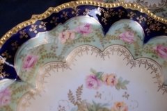 RS PRUSSIA VIERSA ROSES/COBALT- FOOTED BOWL #2   .....   http://jaapiesfinechinastore.com