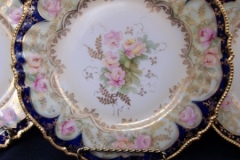 RS PRUSSIA VIERSA ROSES/COBALT-  LUNCH PLATE   .....   https://www.jaapiesfinechinastore.com