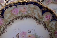 RS PRUSSIA VIERSA ROSES/COBALT-  LUNCH PLATE   .....   https://www.jaapiesfinechinastore.com