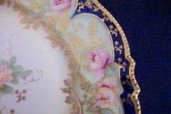 RS PRUSSIA VIERSA ROSES/COBALT-  LUNCH PLATE   .....   http://jaapiesfinechinastore.com