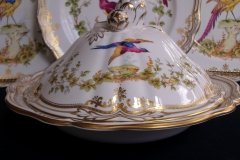 SPODE CHELSEA BIRD Y8555-   COVERED SERVING BOWL  .....   http://jaapiesfinechinastore.com
