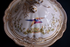 SPODE CHELSEA BIRD Y8555-   COVERED SERVING BOWL  .....   https://www.jaapiesfinechinastore.com