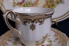 SPODE CHELSEA BIRD Y8555-  DEMI CUP & SAUCER   .....   https://www.jaapiesfinechinastore.com