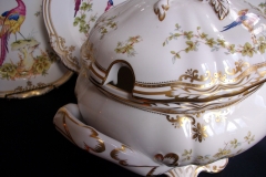 SPODE CHELSEA BIRD Y8555-  SOUP TUREEN & COVER  .....   https://www.jaapiesfinechinastore.com