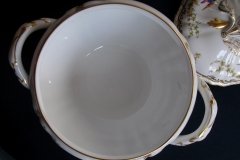 SPODE CHELSEA BIRD Y8555-  SOUP TUREEN & COVER  .....   http://jaapiesfinechinastore.com