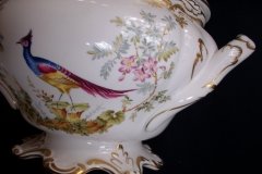 SPODE CHELSEA BIRD Y8555-  SOUP TUREEN & COVER  .....   http://jaapiesfinechinastore.com