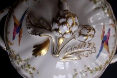 SPODE CHELSEA BIRD Y8555-  SOUP TUREEN & COVER  .....   http://jaapiesfinechinastore.com