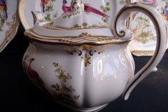 SPODE CHELSEA BIRD Y8555-  TEA POT  .....   https://www.jaapiesfinechinastore.com