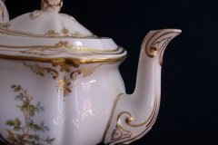 SPODE CHELSEA BIRD Y8555-  TEA POT  .....   http://jaapiesfinechinastore.com