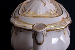 SPODE CHELSEA BIRD Y8555-  TEA POT  .....   http://jaapiesfinechinastore.com