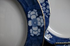 SPODE CRACKED ICE & PRUNUS- SALAD PLATE  ..... http://jaapiesfinechinastore.com