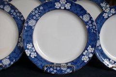 SPODE CRACKED ICE & PRUNUS- DINNER PLATE  ..... http://jaapiesfinechinastore.com