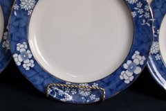 SPODE CRACKED ICE & PRUNUS- DINNER PLATE  ..... http://jaapiesfinechinastore.com