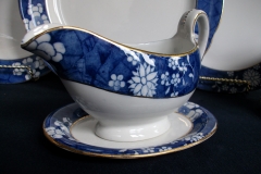 SPODE CRACKED ICE & PRUNUS #6669- GRAVY BOAT & UNDERPLATE  ..... https://www.jaapiesfinechinastore.com