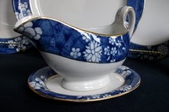 SPODE CRACKED ICE & PRUNUS #6669- GRAVY BOAT & UNDERPLATE  ..... http://jaapiesfinechinastore.com