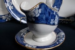 SPODE CRACKED ICE & PRUNUS #6669- GRAVY BOAT & UNDERPLATE  ..... http://jaapiesfinechinastore.com