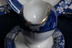 SPODE CRACKED ICE & PRUNUS #6669- GRAVY BOAT & UNDERPLATE  ..... http://jaapiesfinechinastore.com