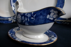 SPODE CRACKED ICE & PRUNUS #6669- GRAVY BOAT & UNDERPLATE  ..... https://www.jaapiesfinechinastore.com