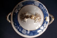 SPODE CRACKED ICE & PRUNUS #6669- SAUCE TUREEN & UNDERPLATE  ..... http://jaapiesfinechinastore.com