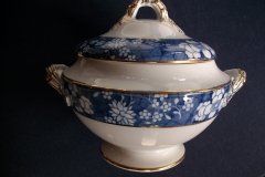 SPODE CRACKED ICE & PRUNUS #6669- SAUCE TUREEN & UNDERPLATE  ..... http://jaapiesfinechinastore.com