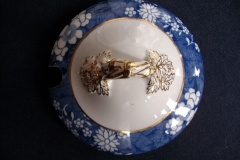 SPODE CRACKED ICE & PRUNUS #6669- SAUCE TUREEN & UNDERPLATE  ..... https://www.jaapiesfinechinastore.com