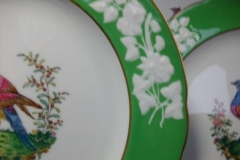 SPODE CHELSEA  BIRD GREEN R4689 SCALLOPED- DINNER PLATE  #4   .....         https://www.jaapiesfinechinastore.com