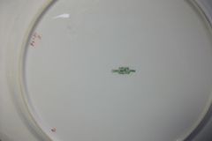 SPODE CHELSEA  BIRD GREEN R4689 SCALLOPED- DINNER PLATE  #6   .....         https://www.jaapiesfinechinastore.com