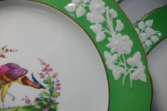 SPODE CHELSEA  BIRD GREEN R4689 SCALLOPED- DINNER PLATE  #8   .....         https://www.jaapiesfinechinastore.com