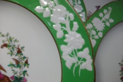 SPODE CHELSEA  BIRD GREEN R4689 SCALLOPED- DINNER PLATE  #2   .....         https://www.jaapiesfinechinastore.com