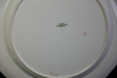 SPODE CHELSEA  BIRD GREEN R4689 SCALLOPED- DINNER PLATE  #2   .....         https://www.jaapiesfinechinastore.com