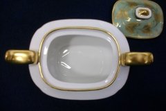 SPODE VALENTINE Y7706 GREEN WITH GOLD LEAF- COVERED SUGAR BOWL ..... http://jaapiesfinechinastore.com