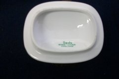 SPODE VALENTINE Y7706 GREEN WITH GOLD LEAF- COVERED SUGAR BOWL ..... http://jaapiesfinechinastore.com
