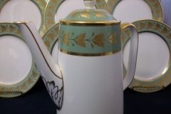 SPODE VALENTINE Y7706 GREEN WITH GOLD LEAF- COFFEE POT 6 CUPPER ..... http://jaapiesfinechinastore.com