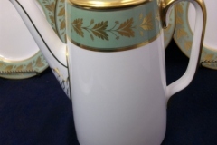 SPODE VALENTINE Y7706 GREEN WITH GOLD LEAF- COFFEE POT 6 CUPPER ..... https://www.jaapiesfinechinastore.com