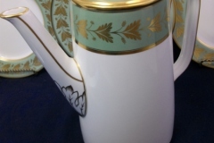 SPODE VALENTINE Y7706 GREEN WITH GOLD LEAF- COFFEE POT 6 CUPPER ..... https://www.jaapiesfinechinastore.com