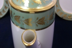 SPODE VALENTINE Y7706 GREEN WITH GOLD LEAF- COFFEE POT 6 CUPPER ..... https://www.jaapiesfinechinastore.com