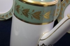 SPODE VALENTINE Y7706 GREEN WITH GOLD LEAF- COFFEE POT 6 CUPPER ..... http://jaapiesfinechinastore.com