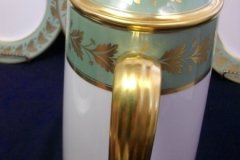 SPODE VALENTINE Y7706 GREEN WITH GOLD LEAF- COFFEE POT 6 CUPPER ..... http://jaapiesfinechinastore.com