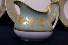 SPODE VALENTINE Y7706 GREEN WITH GOLD LEAF- CREAMER 8 OZ ..... https://www.jaapiesfinechinastore.com