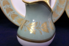 SPODE VALENTINE Y7706 GREEN WITH GOLD LEAF- CREAMER 8 OZ ..... https://www.jaapiesfinechinastore.com